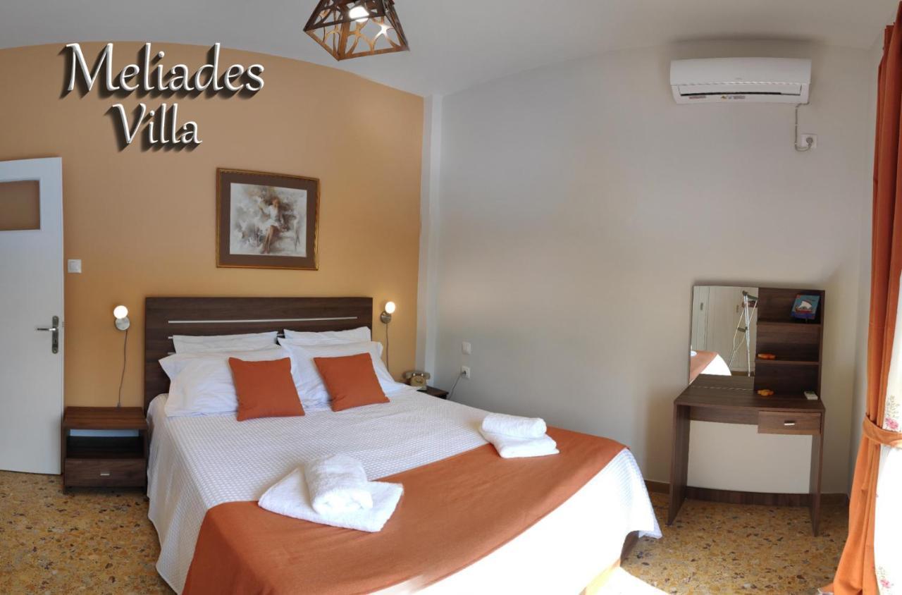 Meliades Villa Agioi Theodoroi Bagian luar foto