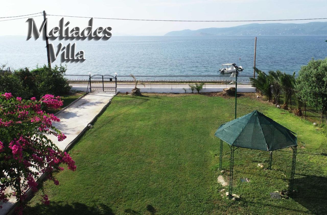 Meliades Villa Agioi Theodoroi Bagian luar foto