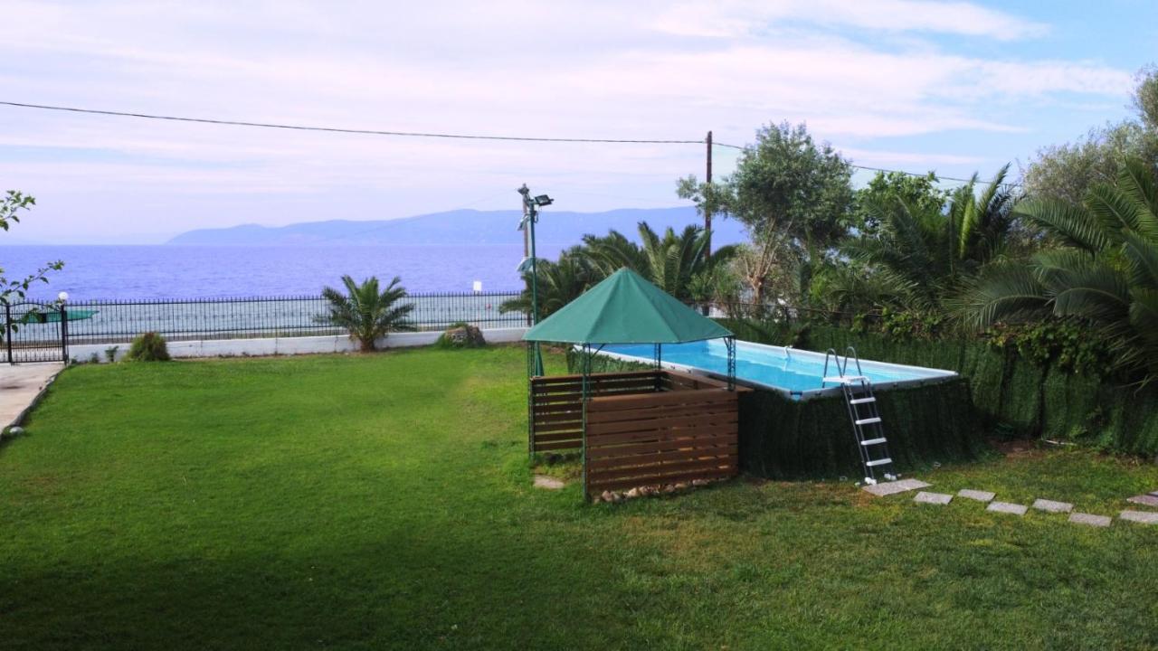Meliades Villa Agioi Theodoroi Bagian luar foto